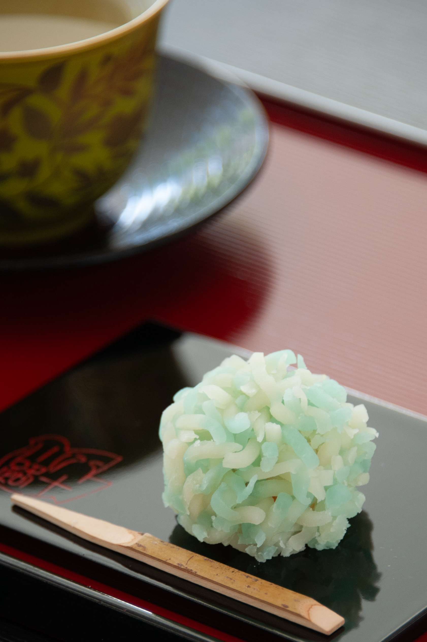 8月・潮騒（お煎茶添え）